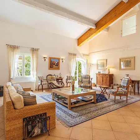 Le Tonnelier By Interhome شقة *